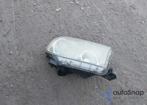 2010 Toyota Tundra Grade 4.6L V8 z USA, uszkodzony, nr VIN 5TFUM5F15AX009689